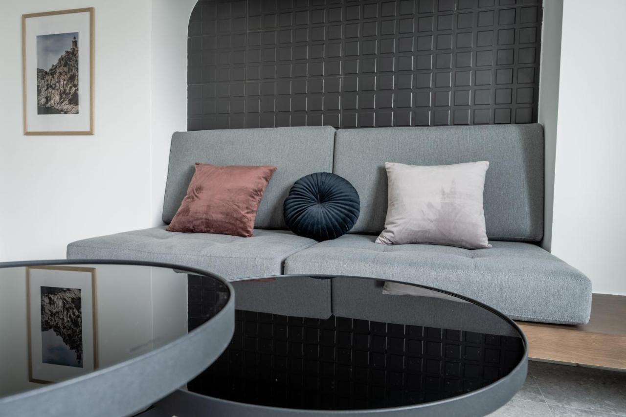אתונה Athinaion Recreation Suites מראה חיצוני תמונה